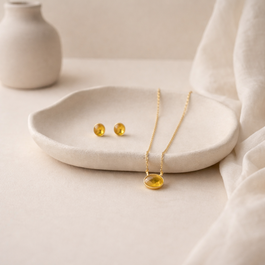 Elora Necklace