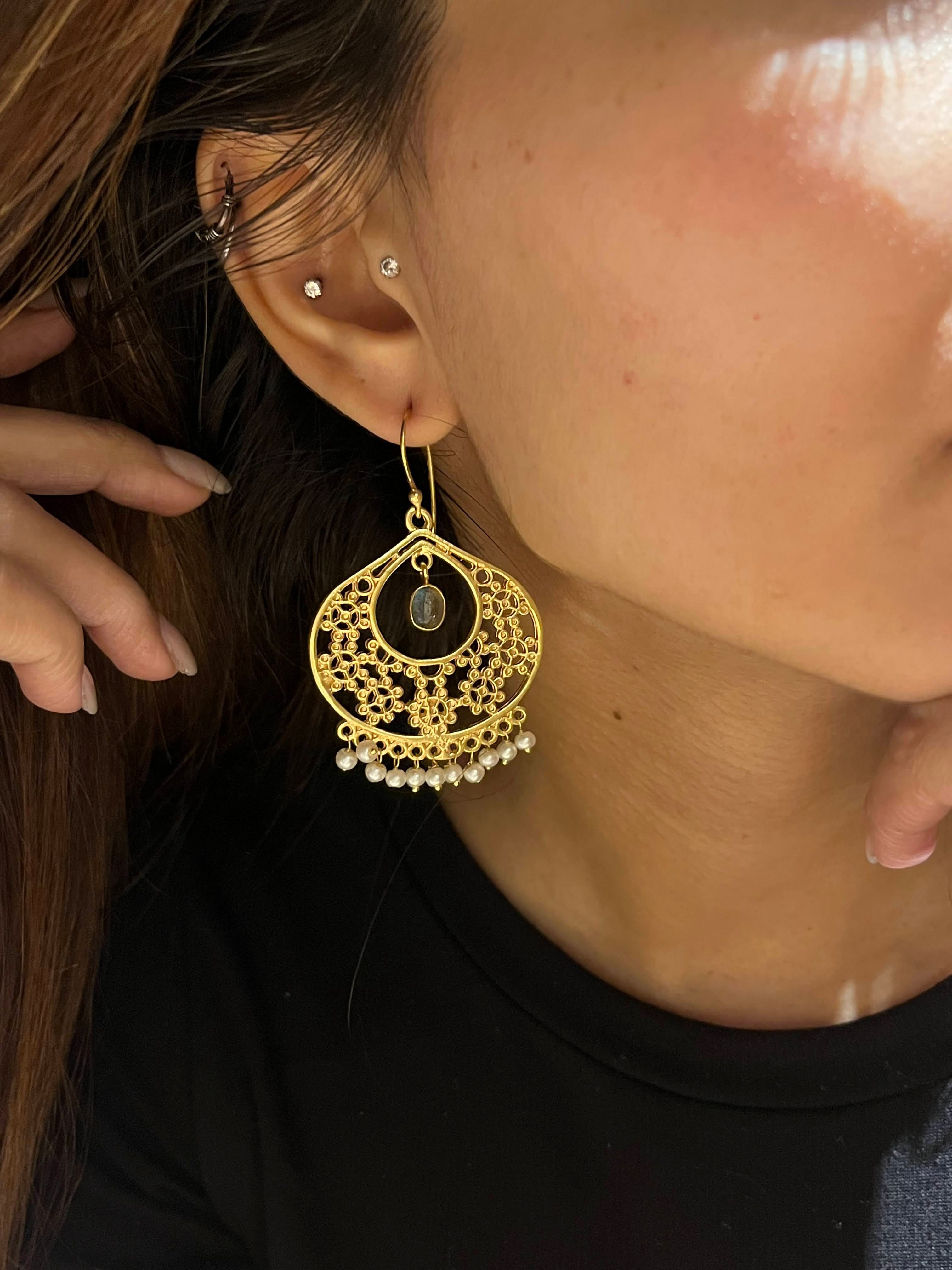Inarah Earrings