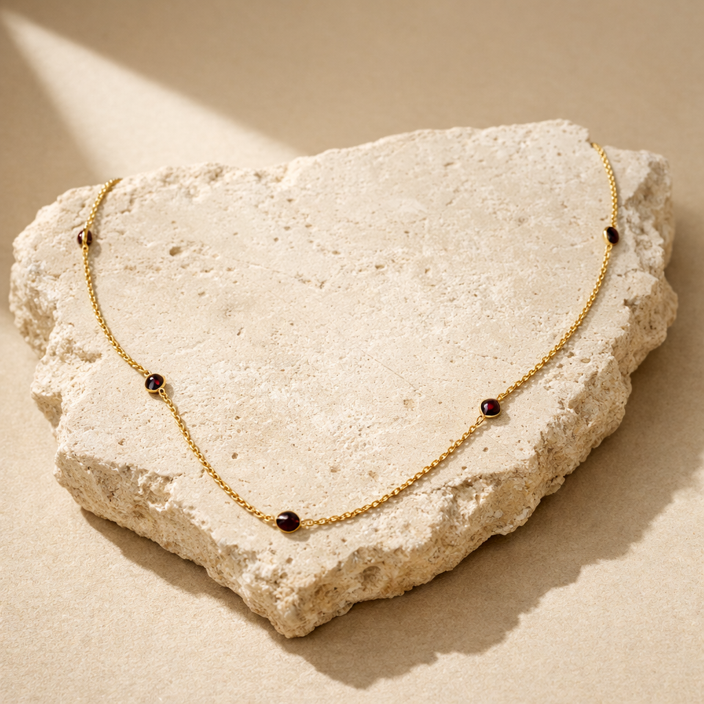Rosa Necklace